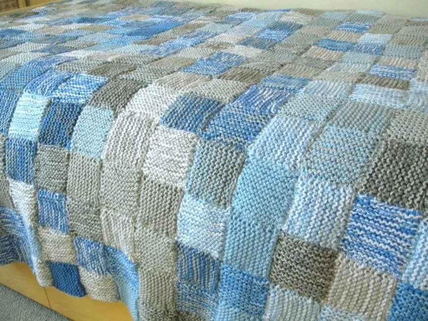Garter Square Sky Blanket