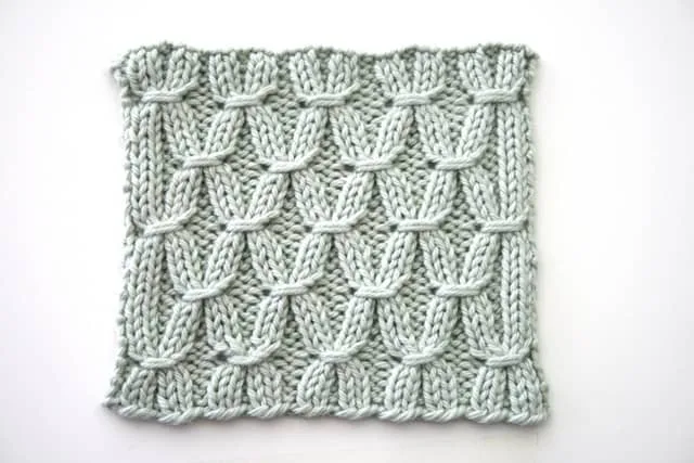 Variation Honeybee Stitch