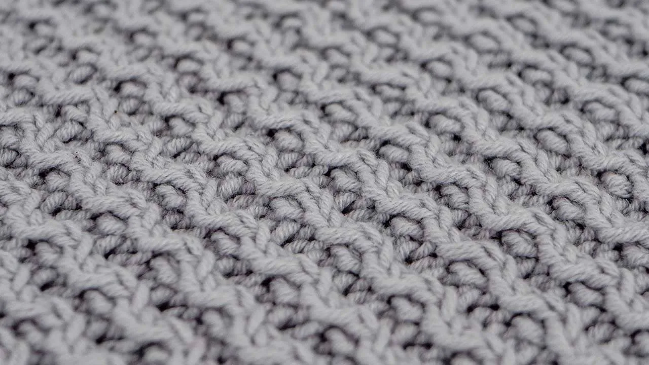 Wavy Cable Rib Stitch via New Stitch a Day